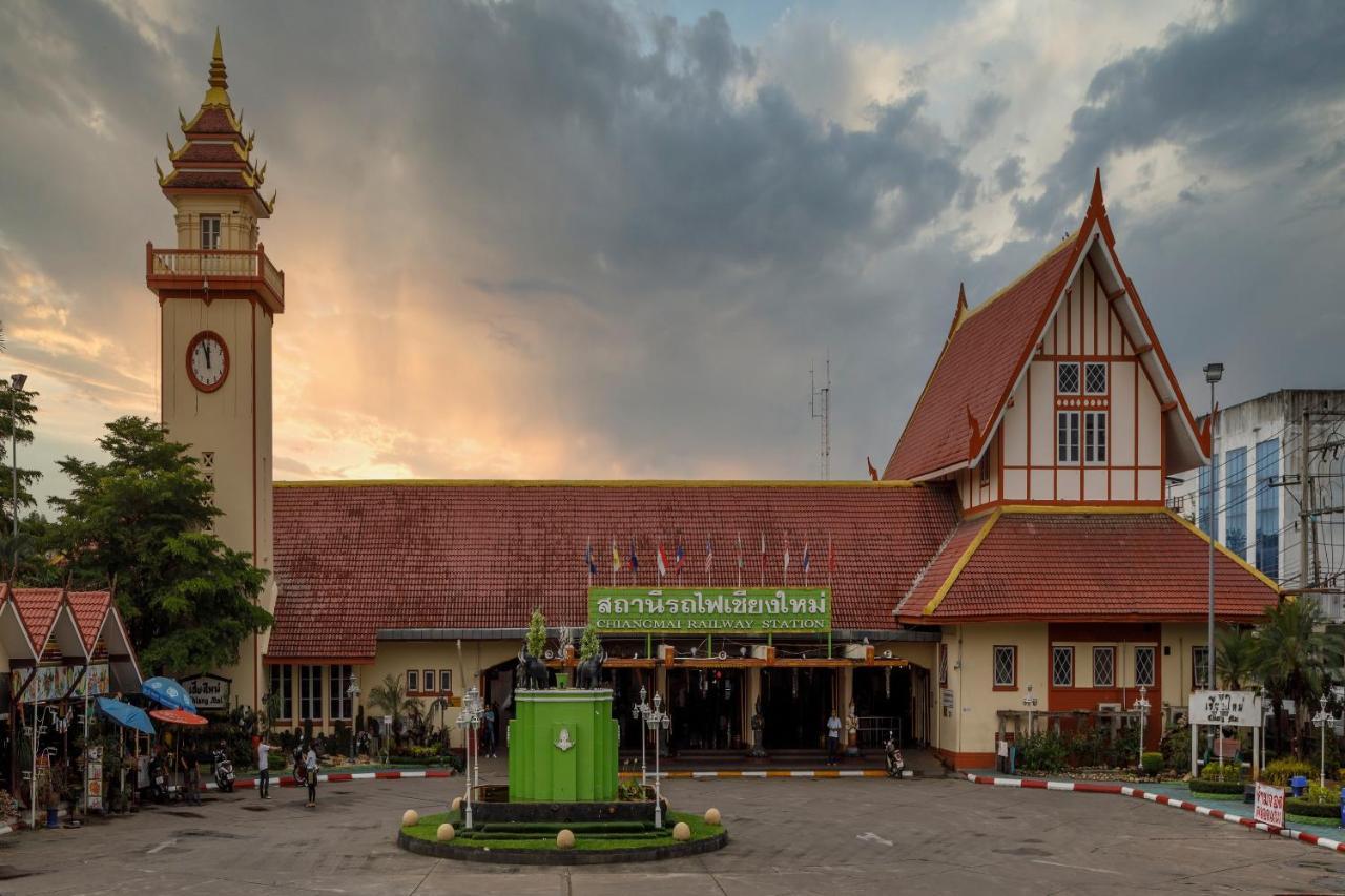 Born Guest House Чиангмай Экстерьер фото